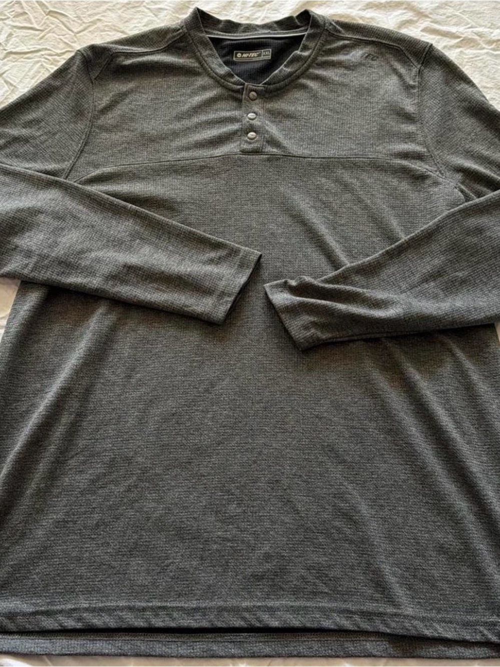 Hi-Tec Men's Long-Sleeve Henley in Charcoal Gray